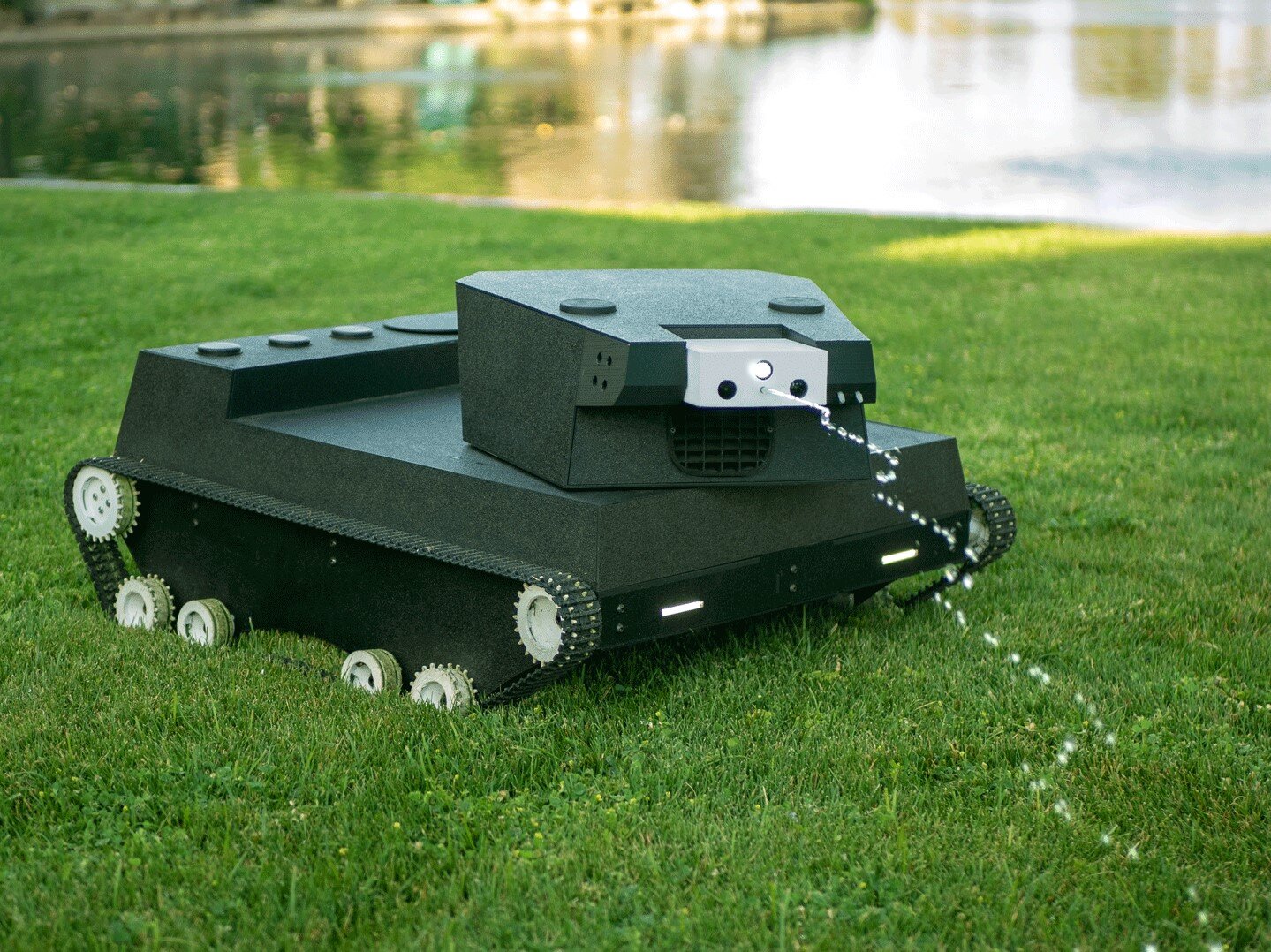 This Yardroid Robot Smart Tank Does Yard Chores For You