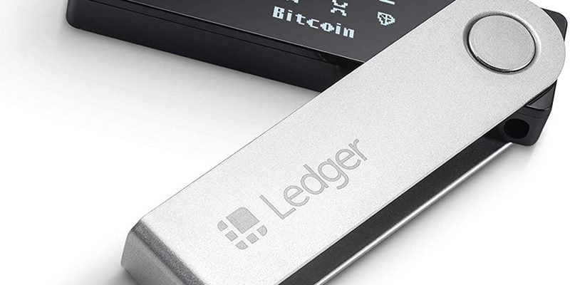 This Bluetooth Hardware Crypto Wallet Holds 1500 Coins