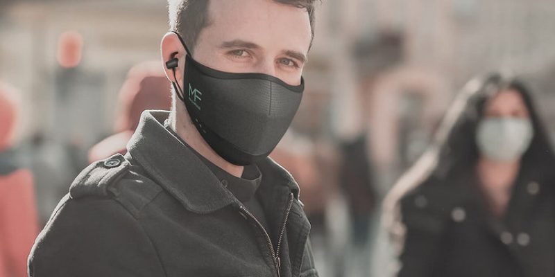 World’s First Face Mask With Built-In Earbuds And Mic